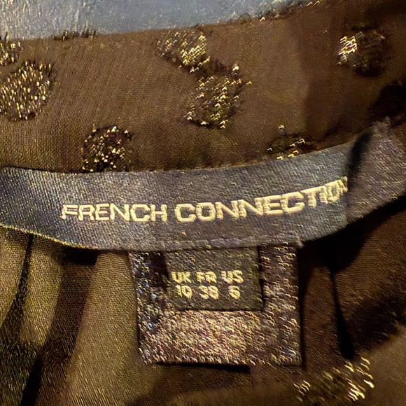 French Connection Black w/Blk Shimmery Polka Dot Sleeveless Open V Front Blouse - Picture 2 of 7